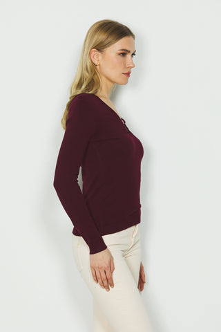 Maglia ADELINE manica lunga scollo con goccia più arricci più dettaglio logo