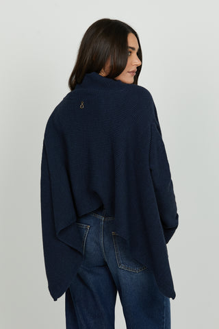 Maglia TASO corta manica lunga collo alto asimmetrica effetto mantella