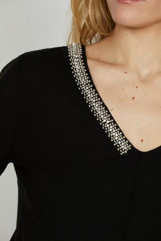 Maglia LEVITA manica lunga scollo v con applicazione perline più strass