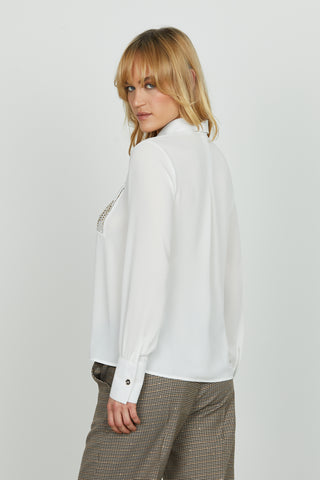 Camicia JUWELL manica lunga con tasche con strass più borchie più patte