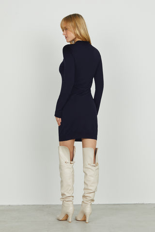 Abito BRANCO corto manica lunga colletto con apertura più catene più bottoni