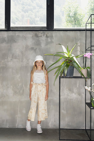 Top GAROFANO corto con piume