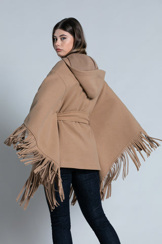 Cappotto MIUNA corto maniche a 3/4 kimono con frange d.petto più bott. più cappuccio più cint.