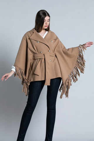 Cappotto MIUNA corto maniche a 3/4 kimono con frange d.petto più bott. più cappuccio più cint.