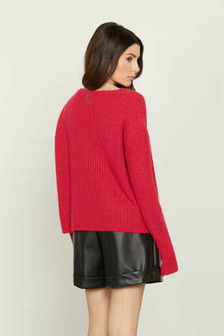 AMATISTA long-sleeved shirt with turn-up and jewel brooch