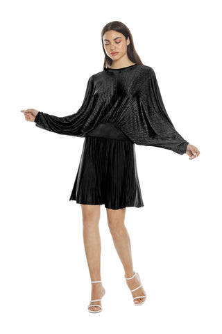 CLYDES short batwing sleeve dress with open back and pleated lace