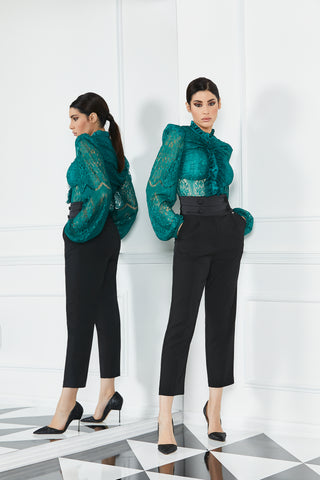 TERAMY long-sleeved shirt with collar and ruffles plus satin lace inserts