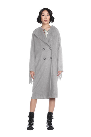Long PLISAD coat with long sleeves and fringes plus hood