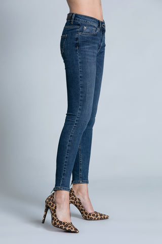 Jeans MARILYN_A NORI 5 ts con abrasioni più zip f.do medium blue denim