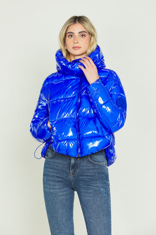 TONATIUH vinyl down jacket with asymmetric long sleeves and drawstring plus hood