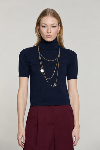 Maglia FOREVER mezza manica collo alto con collana logo