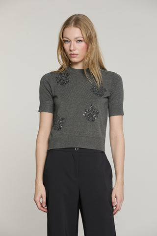 Maglia MACCIONE mezza manica con goccia schiena più ricamo paillettes più baguette
