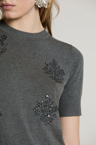 Maglia MACCIONE mezza manica con goccia schiena più ricamo paillettes più baguette
