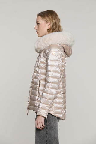 Piumino PYLEM_A manica lunga con ts più zip trasversale più cappuccio più bordo ecopelliccia staccabile