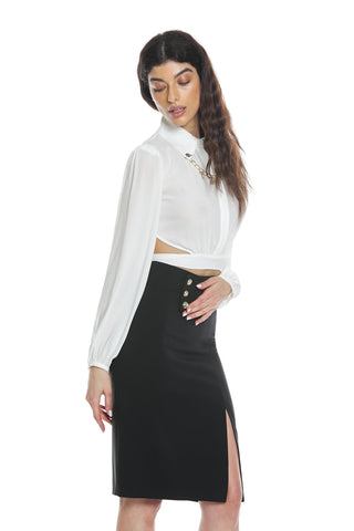 DOLLE short blouse with long puff sleeves with open back plus sash plus necklace plus pendants