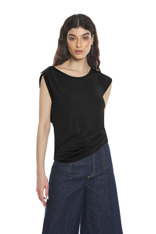 YOKOS half-sleeve t-shirt with shoulder buckle and side pleats