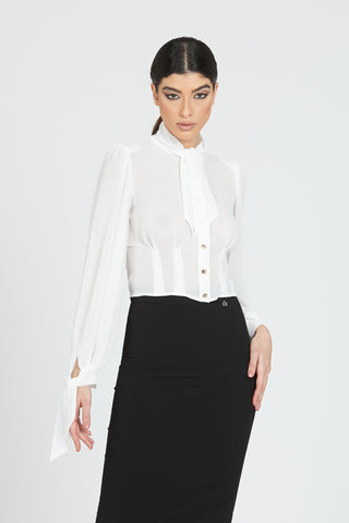ISTORE short, long-sleeved shirt with sash and pyramid buttons