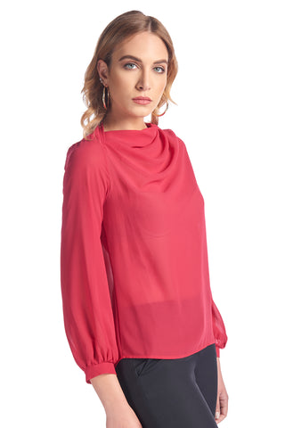 Blusa con bottoncino e volant sulla manica, relish fashion moda, abbigliamento femminile