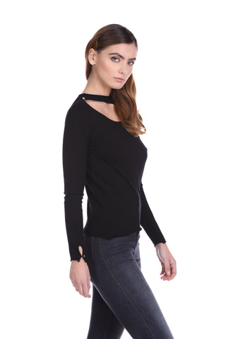 SIGAS long sleeve sweater with jewel button and porthole neckline