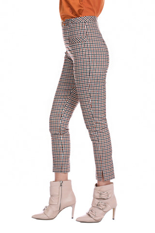 PERQU high-waisted trousers with chain strap and slits at the checkered bottom with gold
