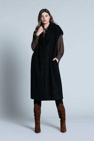 NEZU long sleeveless coat with teddy bear pockets