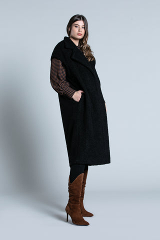 NEZU long sleeveless coat with teddy bear pockets