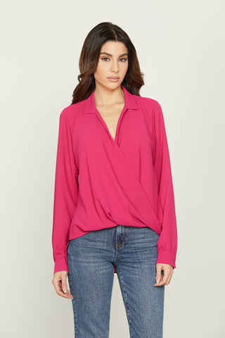 Blusa OREN con scollo incrocio asimmetrica