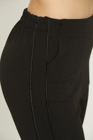 High waist TERF pant with elastic plus pockets and side piping