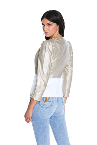 MUISC short jacket with 7/8 sleeves and shoulder stitching plus faux leather zip 