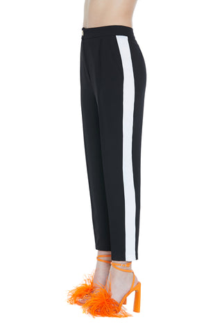 NIOKO high-waisted trousers with pleats, pockets and contrasting side band