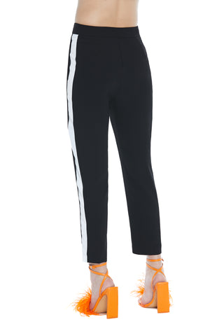 NIOKO high-waisted trousers with pleats, pockets and contrasting side band