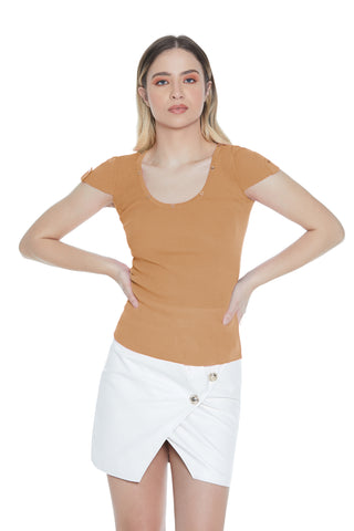 SIRIUS half-sleeved shirt with half-belt and ribbed buttons